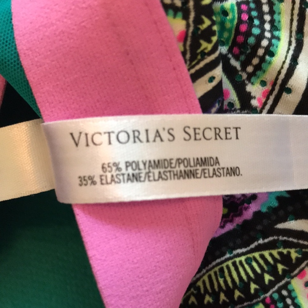 Victoria’s Secret Sport Bra - Picture 8 of 8